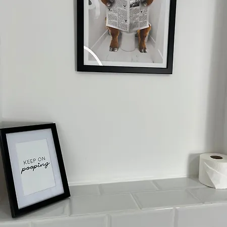 Apartment Secretapartment: In *