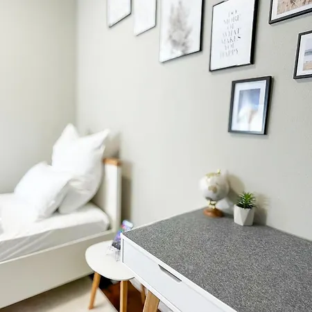 Secretapartment: In 아파트 바르부르크