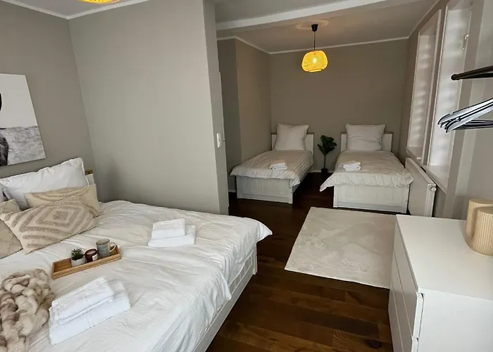 Secretapartment: In Apartman