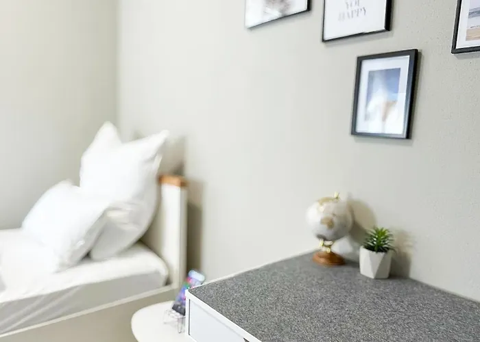 Secretapartment: In Apartman Warburg