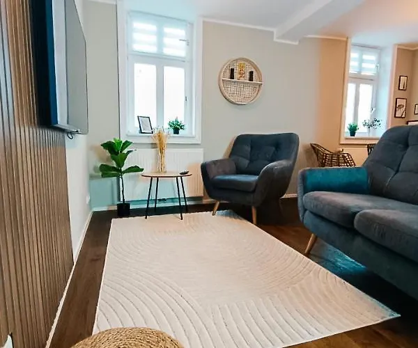 Secretapartment: In Warburg